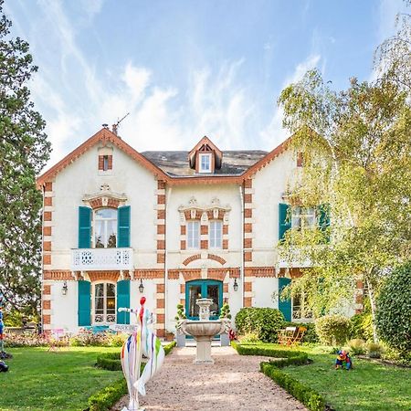 Bed and Breakfast L'Oustal Bourges Exterior foto