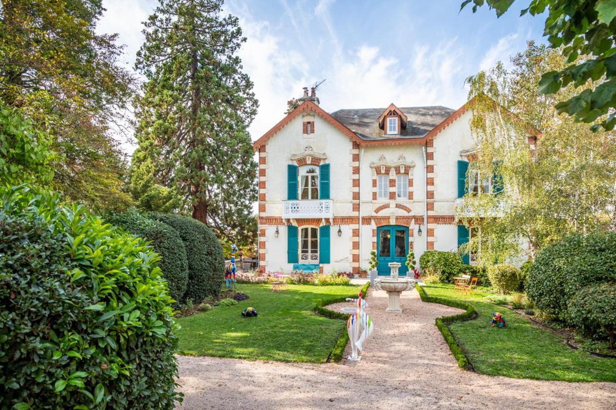 Bed and Breakfast L'Oustal Bourges Exterior foto